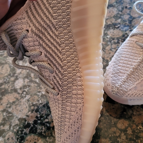 Adidas Yeezy Boost 350 v2 Synth